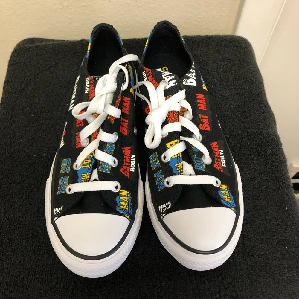 Converse batman chuck